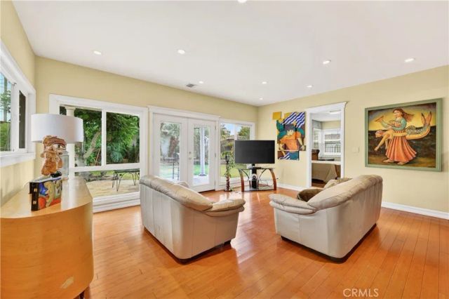 8814 Jacmar Avenue, Whittier, CA 90605