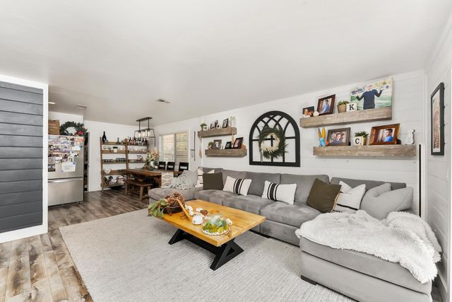 3487 Humphrey Rd, Loomis, CA 95650