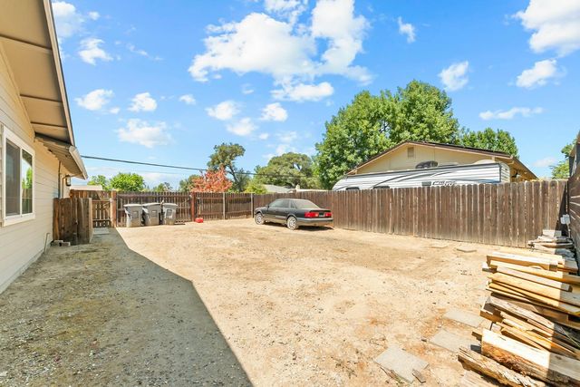 3487 Humphrey Rd, Loomis, CA 95650