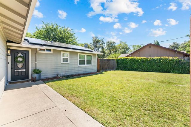 3487 Humphrey Rd, Loomis, CA 95650