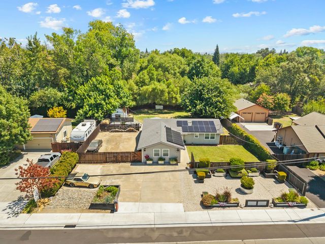 3487 Humphrey Rd, Loomis, CA 95650
