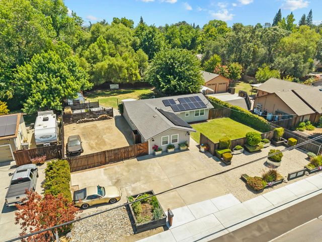 3487 Humphrey Rd, Loomis, CA 95650
