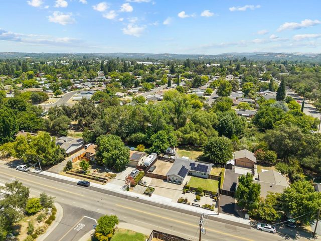 3487 Humphrey Rd, Loomis, CA 95650