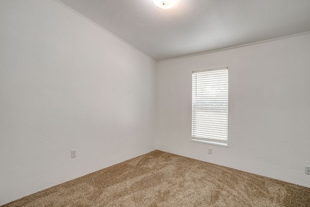 557 Surrey Lane, Burleson, TX 76028