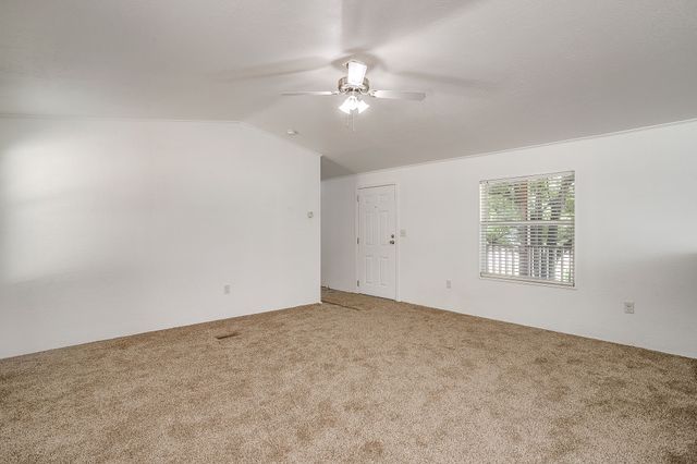 557 Surrey Lane, Burleson, TX 76028