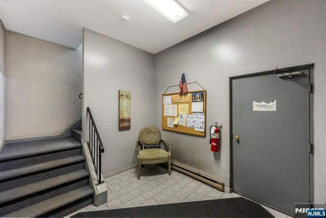 144 70th Street 1E, Guttenberg, NJ 07093