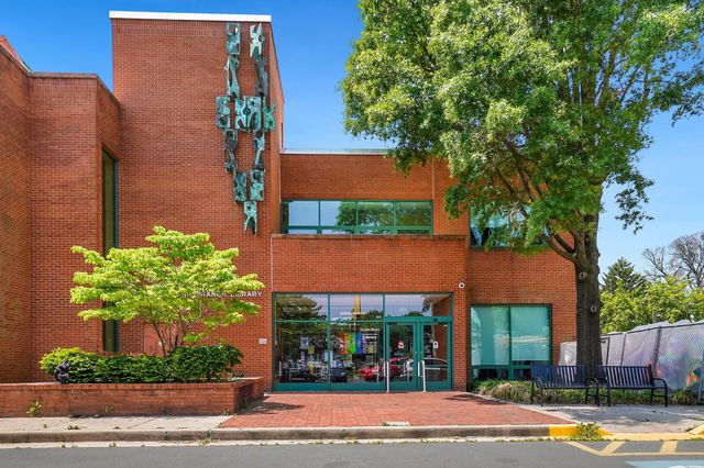 1219 FLORAL ST NW, Washington, DC 20012