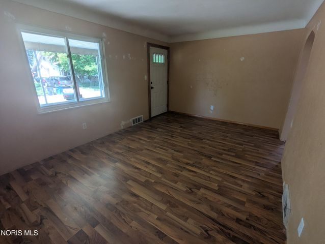 819 Lodge Avenue, Toledo, OH 43609