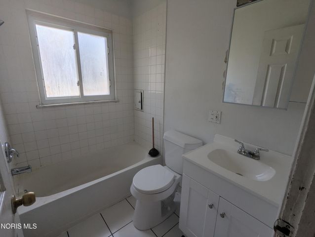 819 Lodge Avenue, Toledo, OH 43609