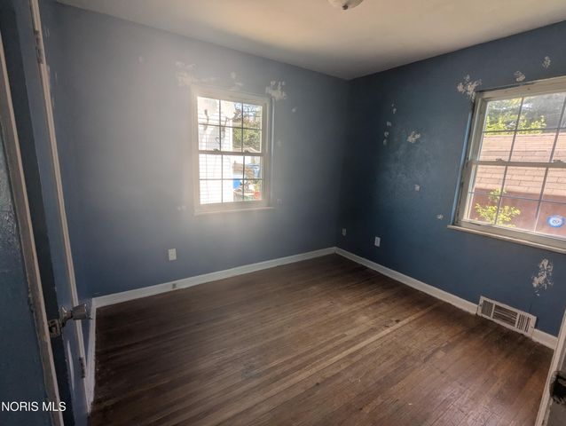 819 Lodge Avenue, Toledo, OH 43609