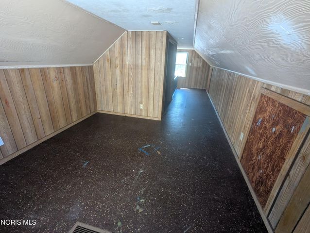 819 Lodge Avenue, Toledo, OH 43609