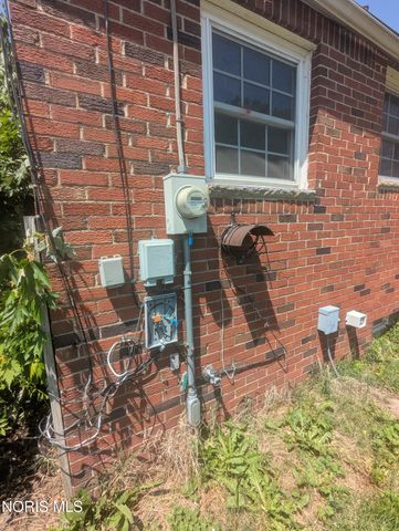 819 Lodge Avenue, Toledo, OH 43609
