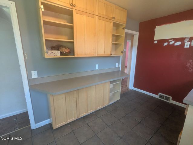 819 Lodge Avenue, Toledo, OH 43609