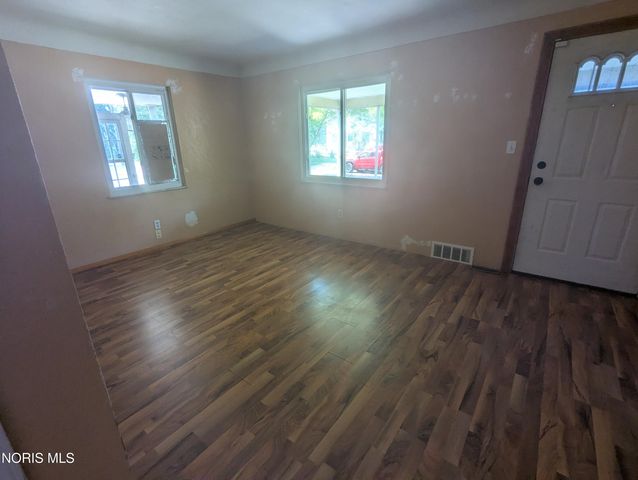 819 Lodge Avenue, Toledo, OH 43609