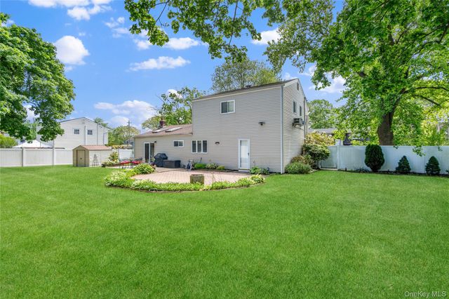 107 Clinton Avenue, Port Jefferson Station, NY 11776