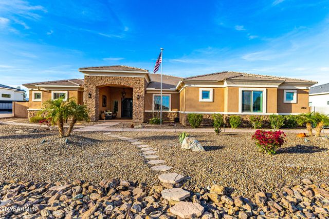 18214 W SAN MIGUEL Court, Litchfield Park, AZ 85340