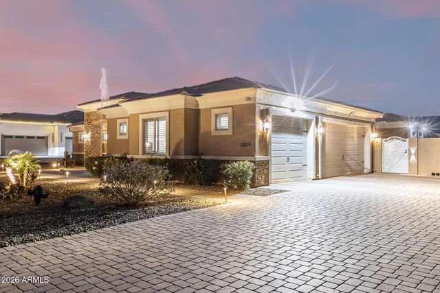 18214 W SAN MIGUEL Court, Litchfield Park, AZ 85340