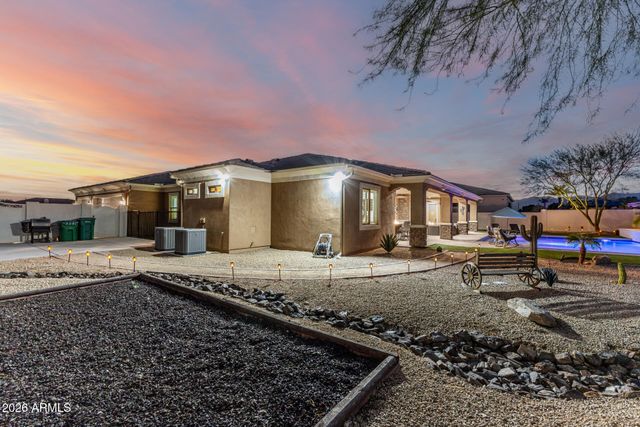 18214 W SAN MIGUEL Court, Litchfield Park, AZ 85340