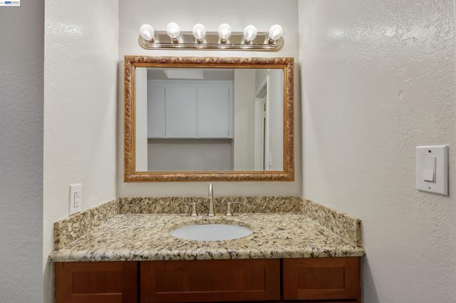 4006 Willow Pass Rd A, Concord, CA 94519