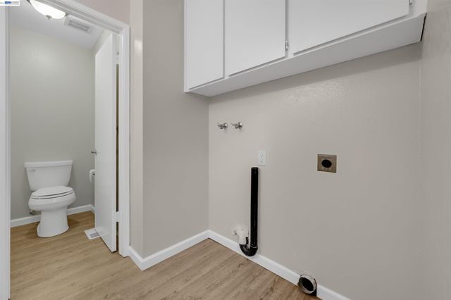 4006 Willow Pass Rd A, Concord, CA 94519