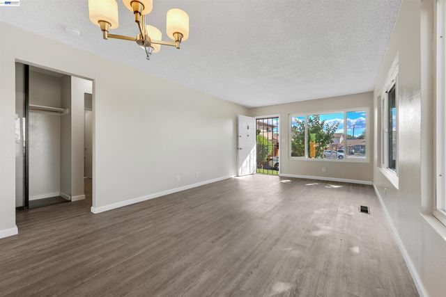 4006 Willow Pass Rd A, Concord, CA 94519