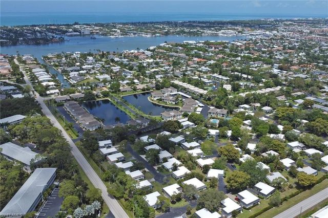 265 Lanchester CT 39, Naples, FL 34112