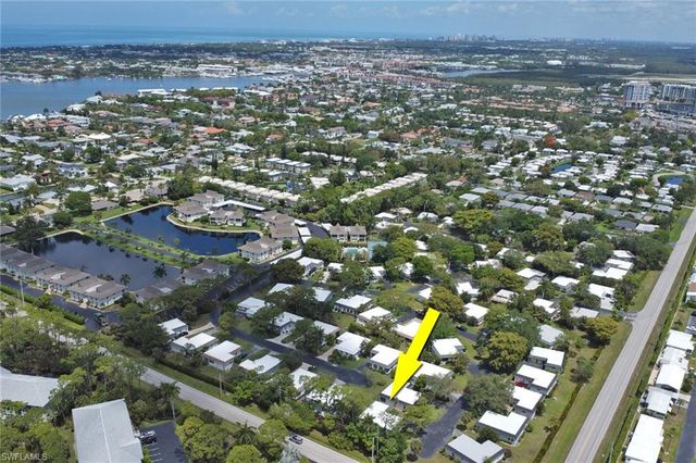 265 Lanchester CT 39, Naples, FL 34112