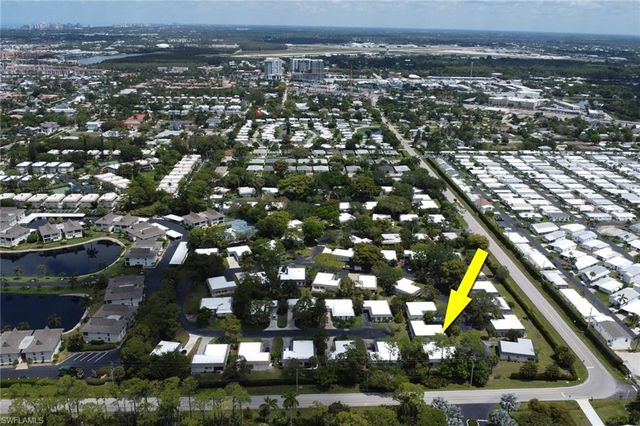 265 Lanchester CT 39, Naples, FL 34112