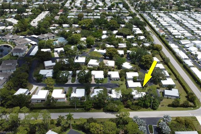 265 Lanchester CT 39, Naples, FL 34112