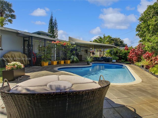 1561 NE 47th St, Oakland Park, FL 33334