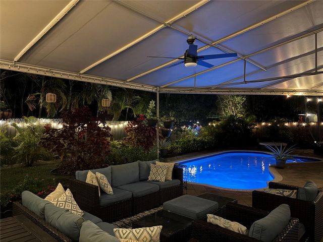 1561 NE 47th St, Oakland Park, FL 33334