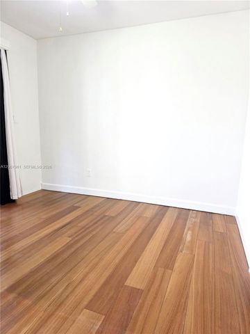 2111 N 26th Ave N, Hollywood, FL 33020