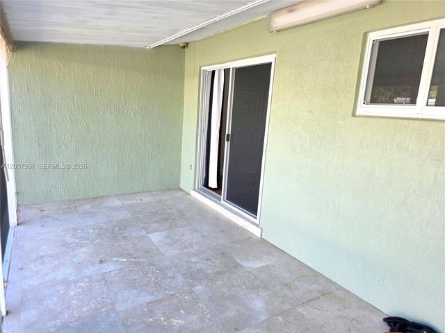 2111 N 26th Ave N, Hollywood, FL 33020