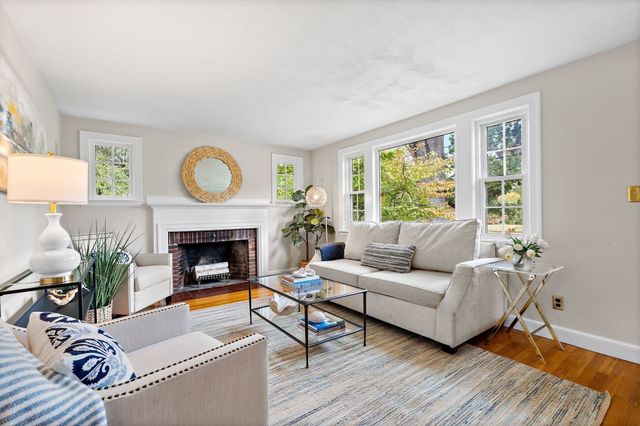 164 Springs Road, Bedford, MA 01730