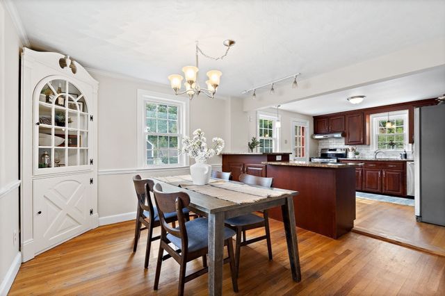 164 Springs Road, Bedford, MA 01730