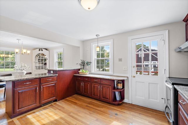 164 Springs Road, Bedford, MA 01730