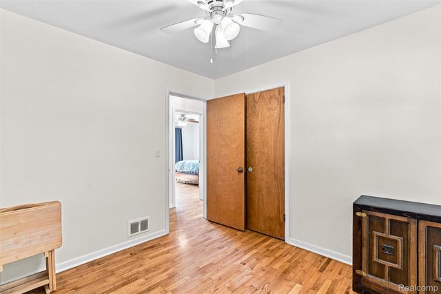 2175 Cashin Street, Burton, MI 48509