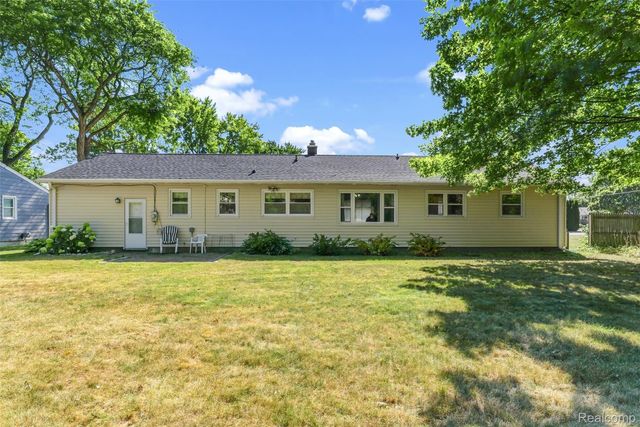 2175 Cashin Street, Burton, MI 48509