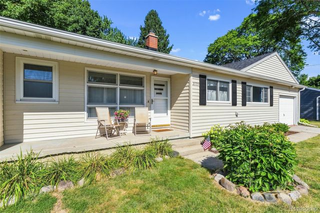 2175 Cashin Street, Burton, MI 48509