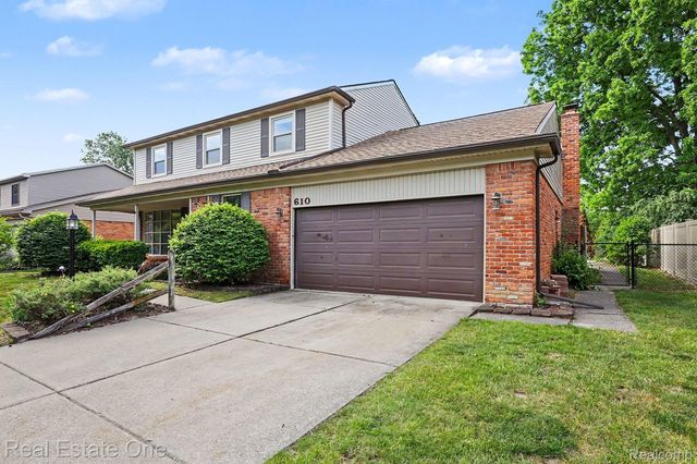 610 Thurber Drive, Troy, MI 48085