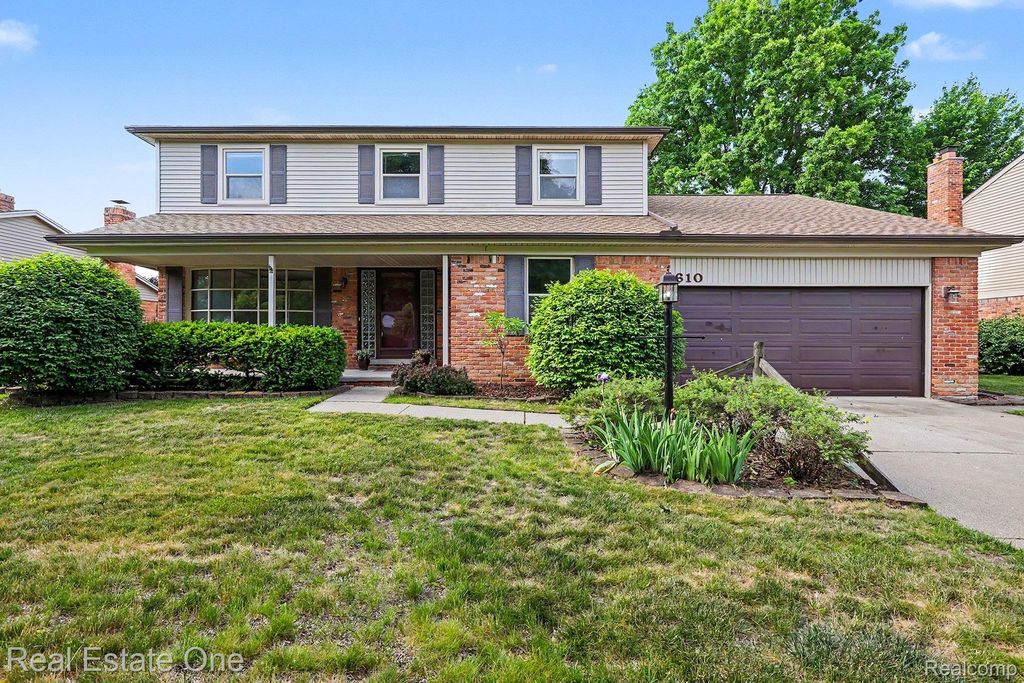 610 Thurber Drive, Troy, MI 48085