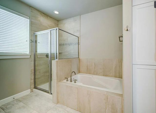 870 Wakefield Drive B, Houston, TX 77018