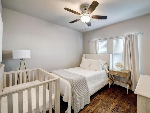 870 Wakefield Drive B, Houston, TX 77018