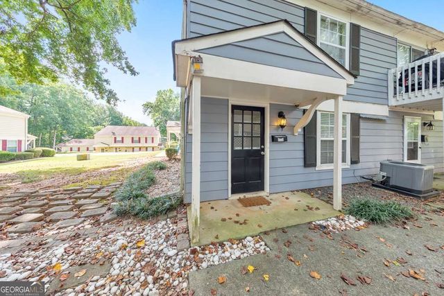 1313 Surrey Lane SW, Marietta, GA 30008
