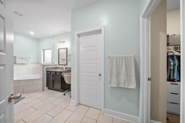 276 Bluebriar Trce, Clarksville, TN 37043