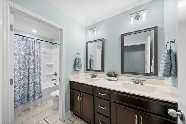 276 Bluebriar Trce, Clarksville, TN 37043