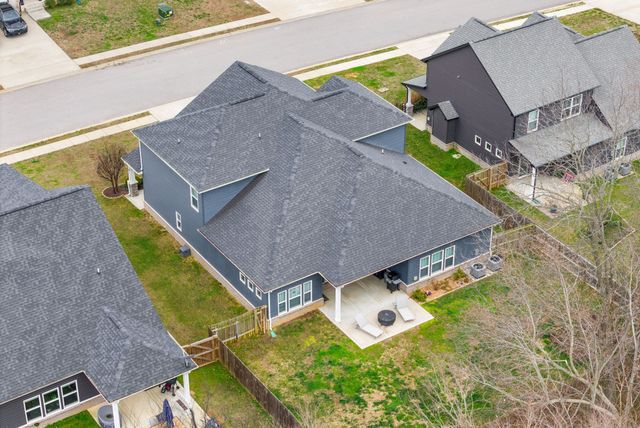 276 Bluebriar Trce, Clarksville, TN 37043