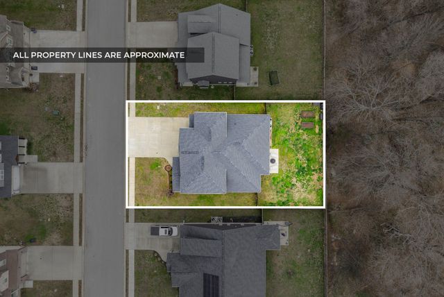 276 Bluebriar Trce, Clarksville, TN 37043