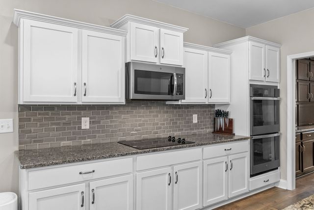 276 Bluebriar Trce, Clarksville, TN 37043