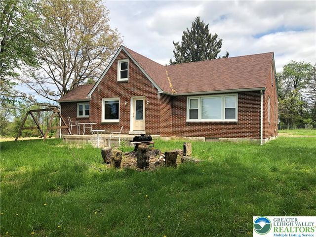 1931 Meadows Road, Lower Saucon Twp, PA 18015